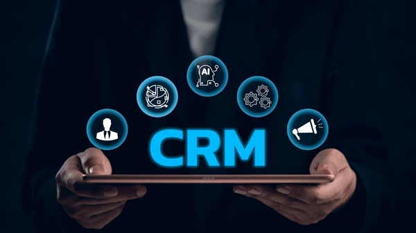 CRM interface showing customer management dashboard